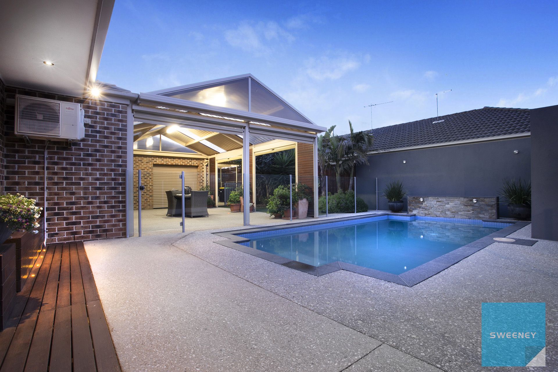 16 Great Barr Crescent, Caroline Springs - Thumbnail 5
