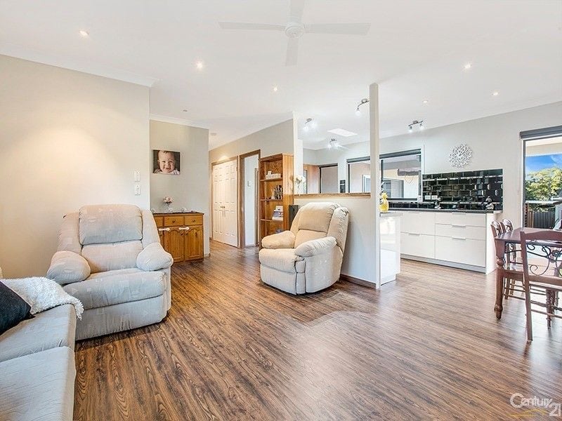 13 The Avenue, HEATHCOTE, Heathcote - Thumbnail 2