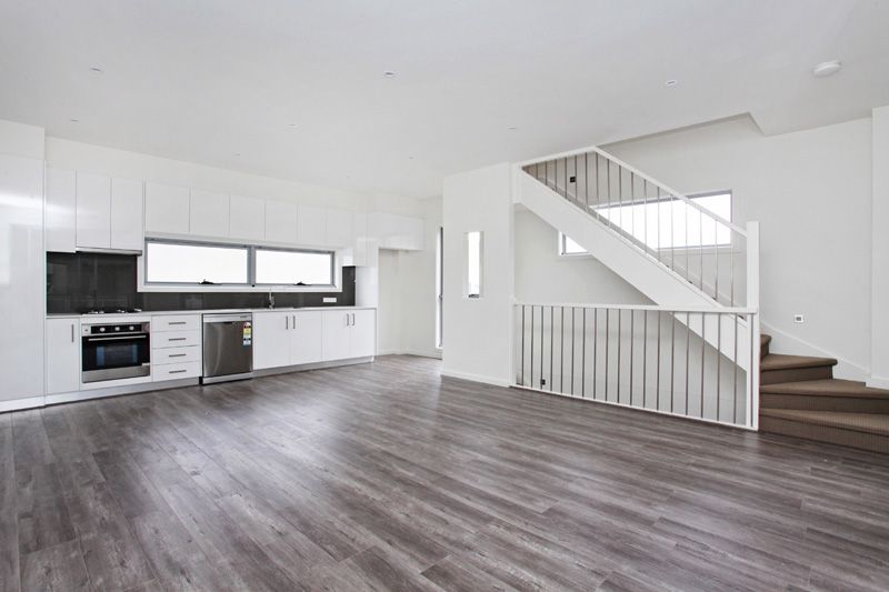 13/13 Greville Street, Caroline Springs - Thumbnail 4