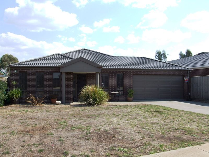 9 Burbidge Drive, Bacchus Marsh - Thumbnail 2