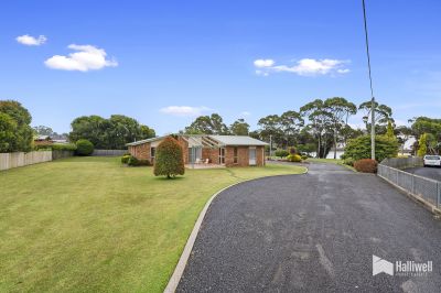 3
 
 
 
  
 
 
 2
 
 
 
  
 
 
 5
 
 
 
 
 
 
 
 28 River Road, Ambleside TAS 7310, Ambleside - Thumbnail 4