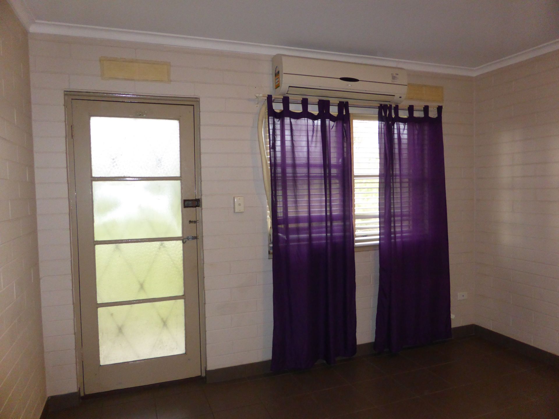 Conveniently Located Studio Apartment.