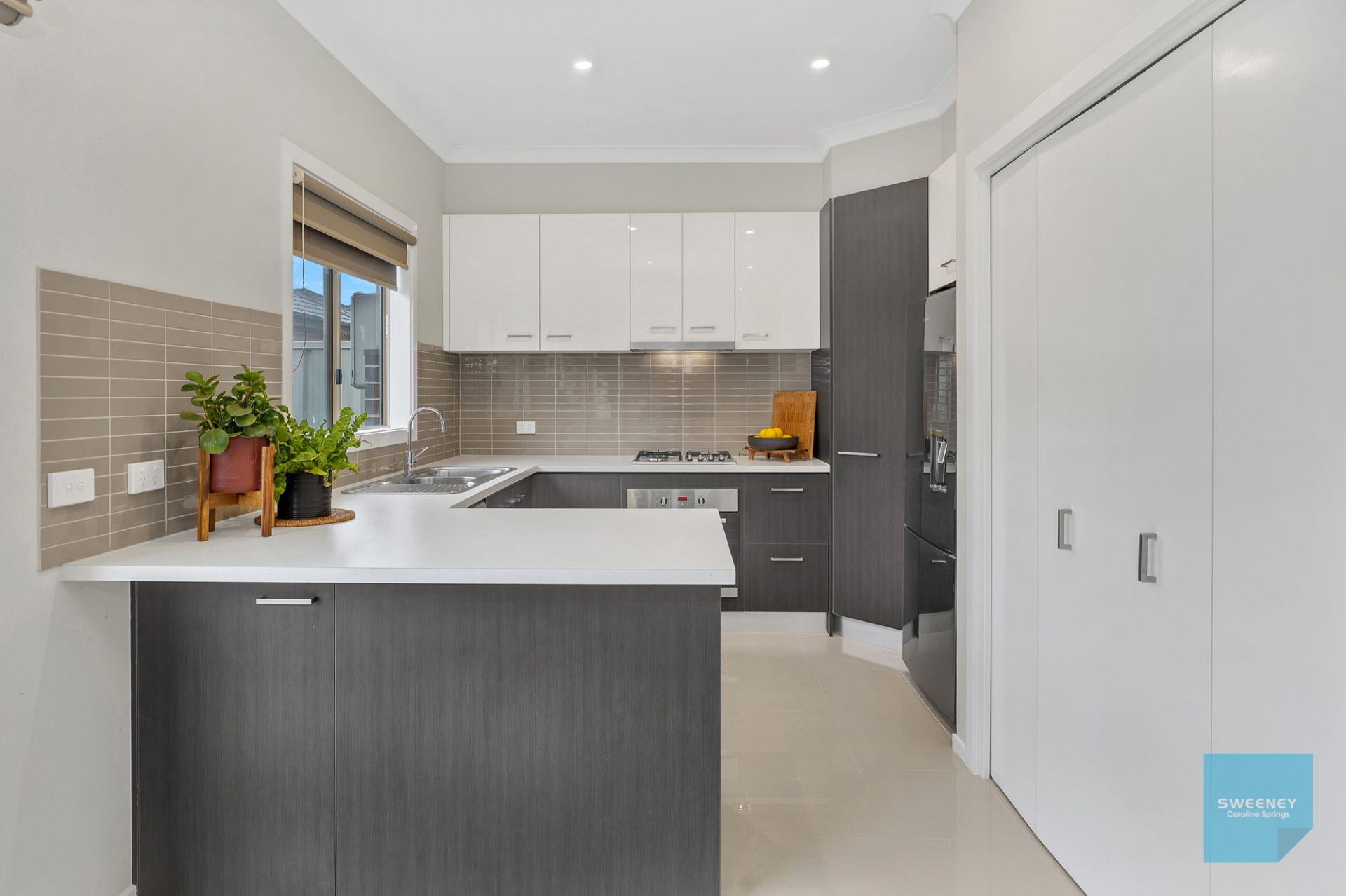 11 Betchworth Close, Caroline Springs - Thumbnail 4
