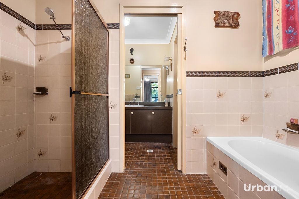 South Windsor 43 Snailham Crescent
