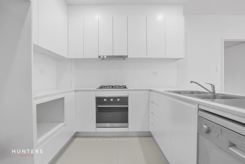 210/357-359 Great Western Highway, South Wentworthville