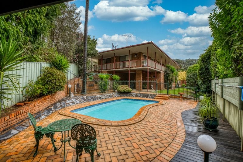 4 Karl Court, Lavington Rudy Yonson Real Estate