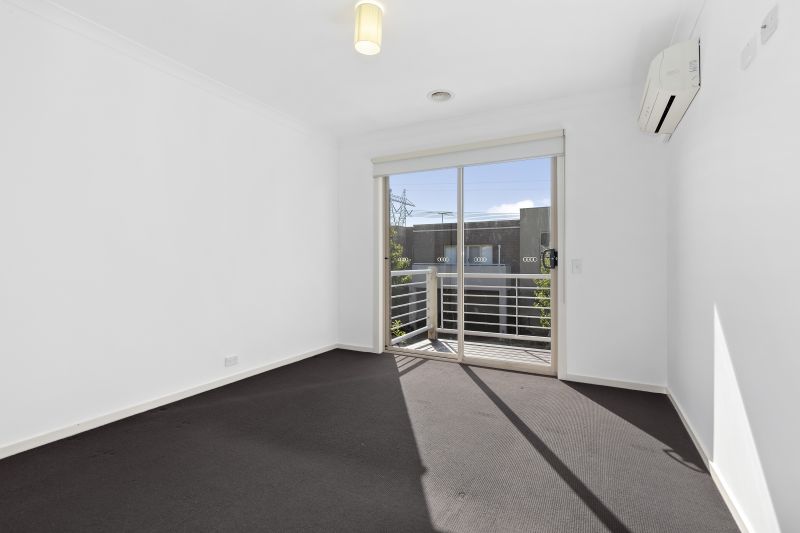 6 Cadiz Walk, Epping