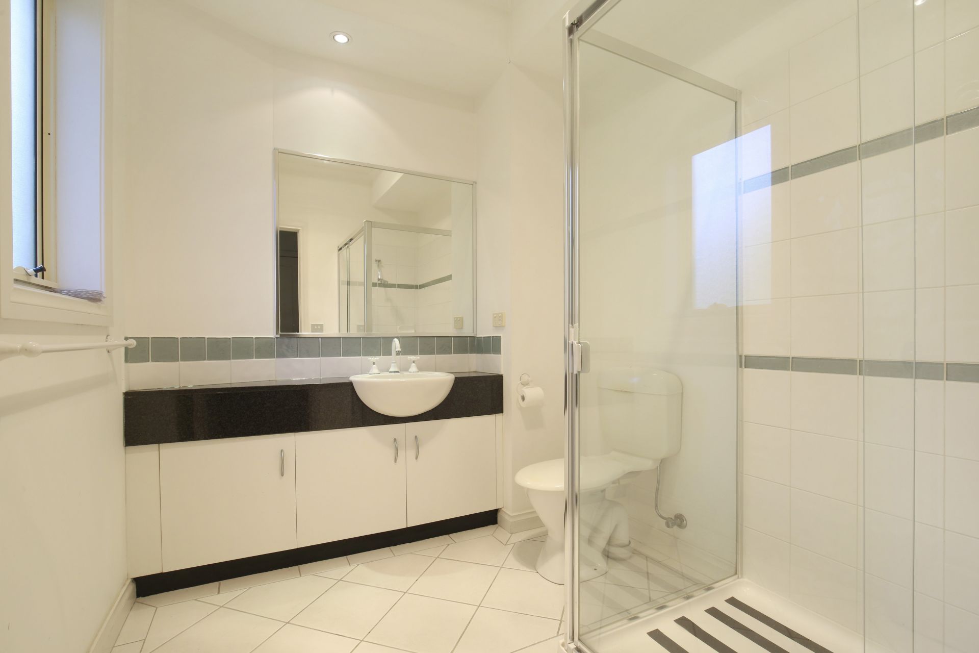 Desirable living, Desirable location