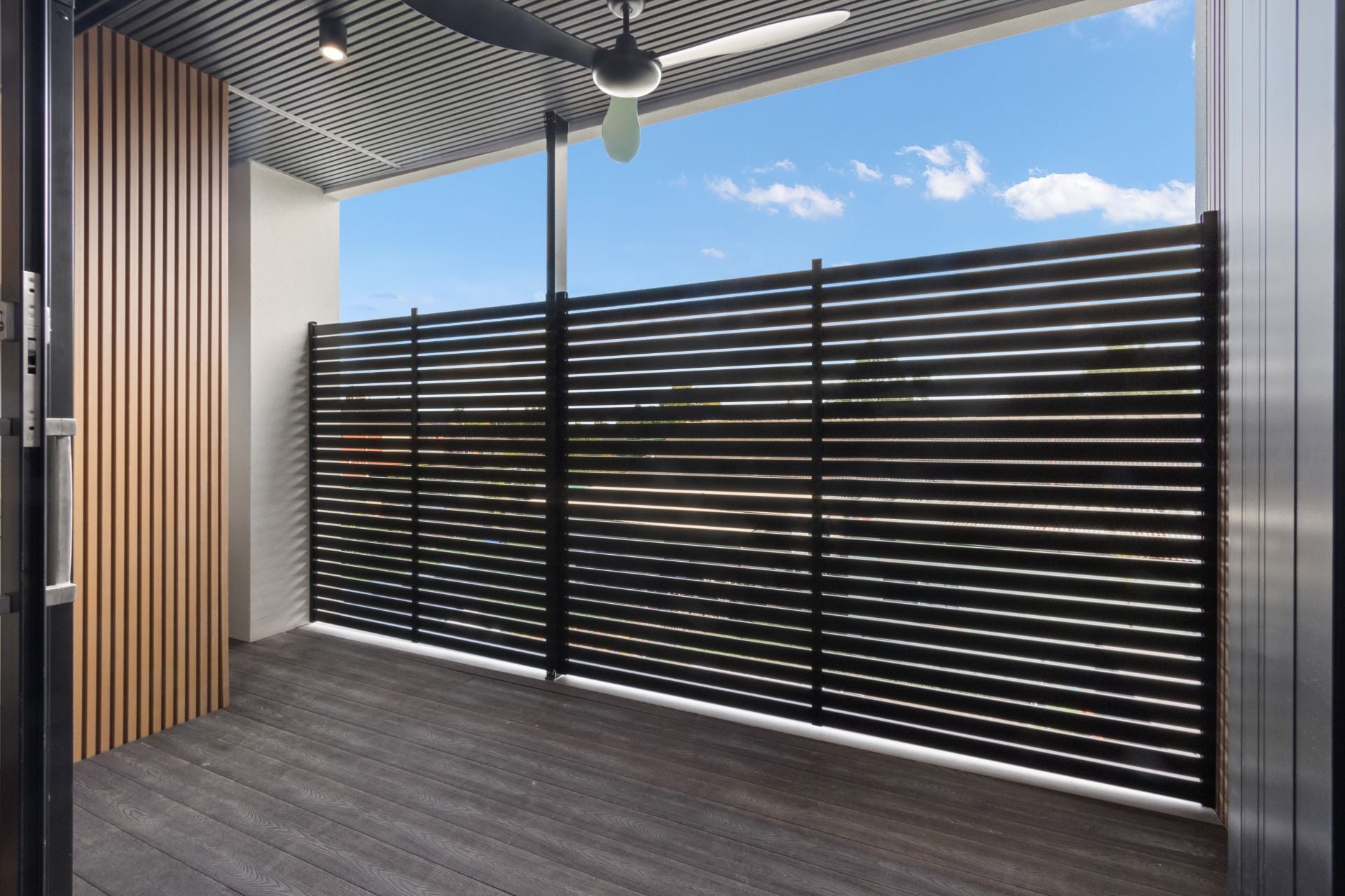 ARCHITECTURALLY DESIGNED RESIDENCES
