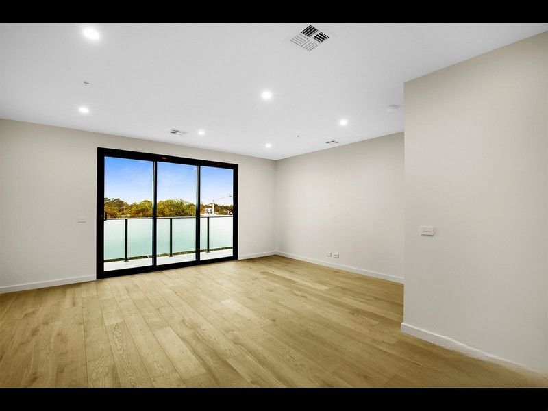 209/7-9 Cowra Street, Brighton - Thumbnail 2