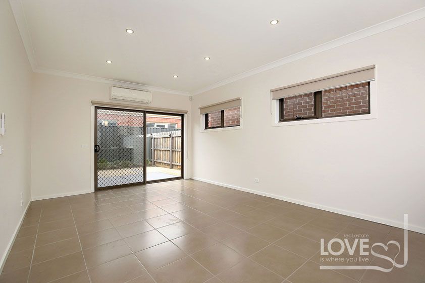 MODERN RESIDENCE OFFERS WINNING LIFESTYLE