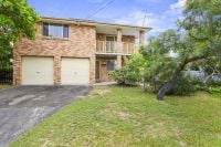 49 Beach Parade MYLESTOM NSW