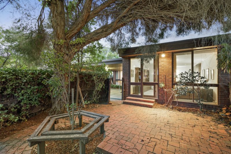 31A Newlyn Street, Caulfield - Thumbnail 3