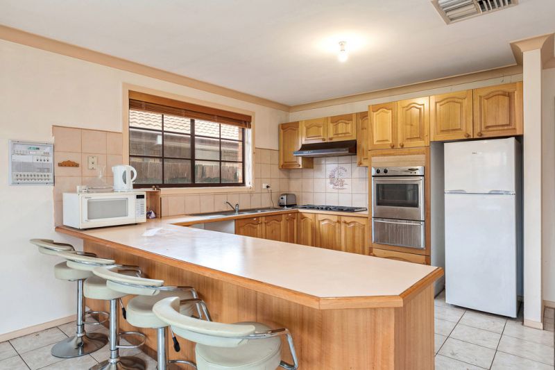 35 Trafalgar Ave, Altona Meadows - Thumbnail 4