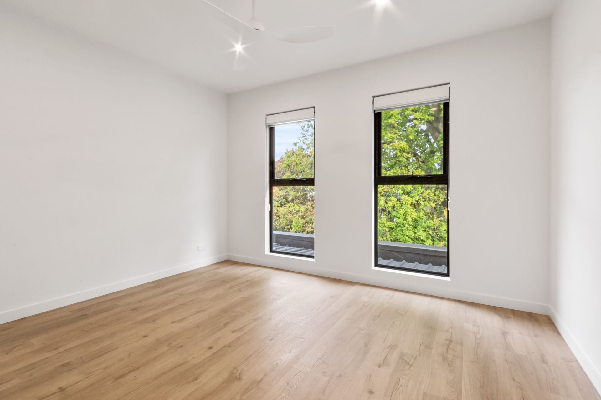 Brand New Townhouse !