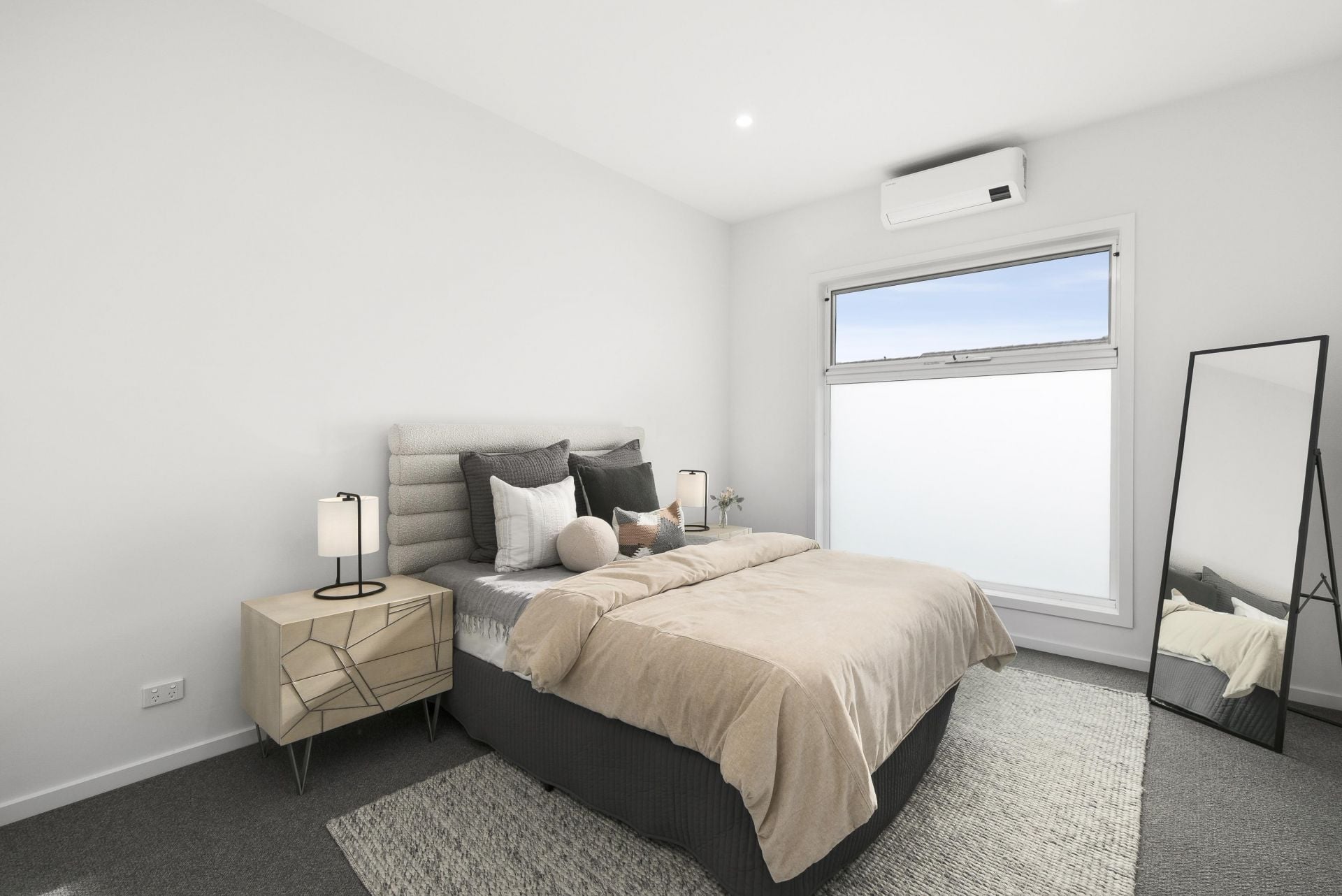 Stunning Brand New Townhouse