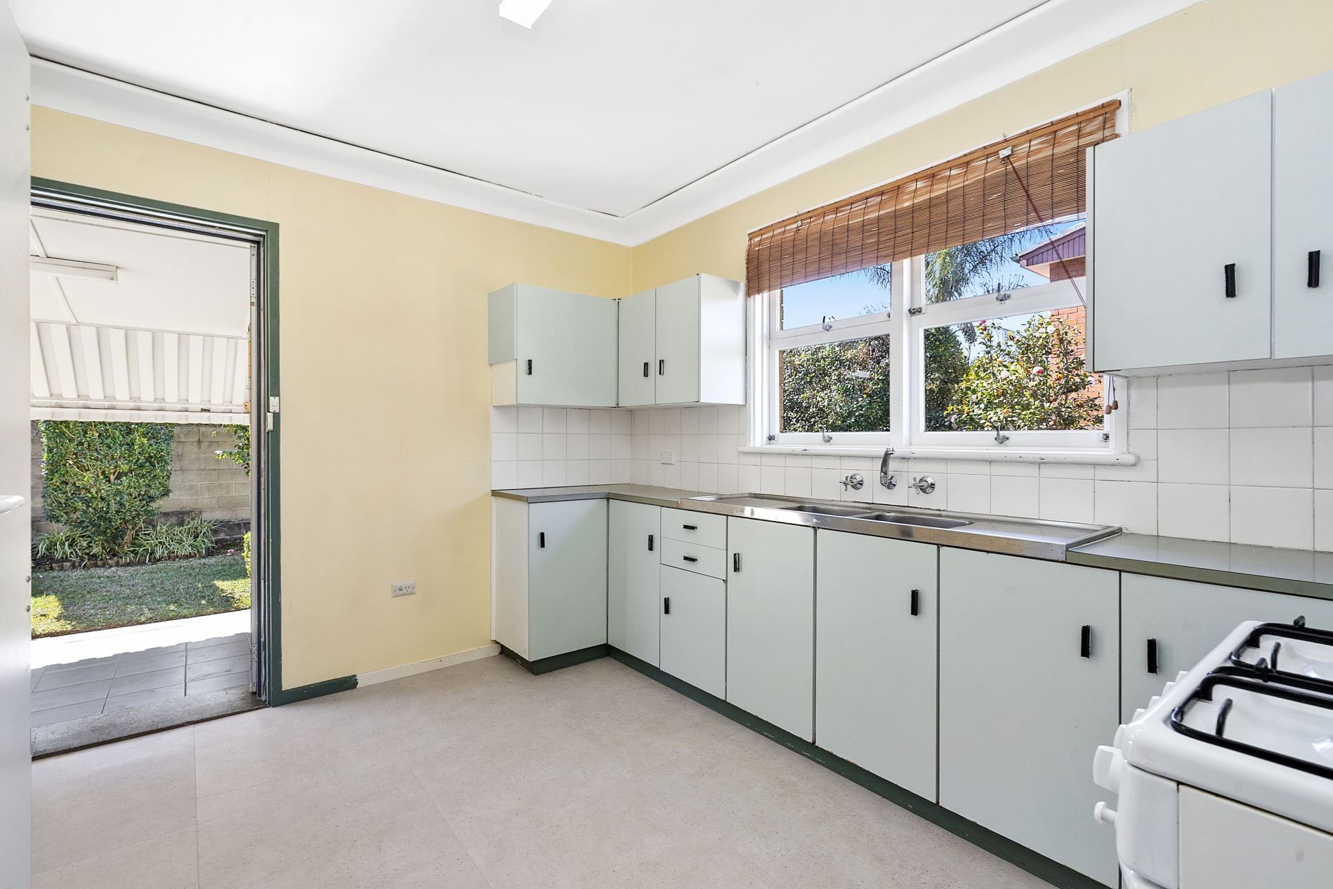30 Brinawa Street Mona Vale NSW, Mona Vale - Thumbnail 2