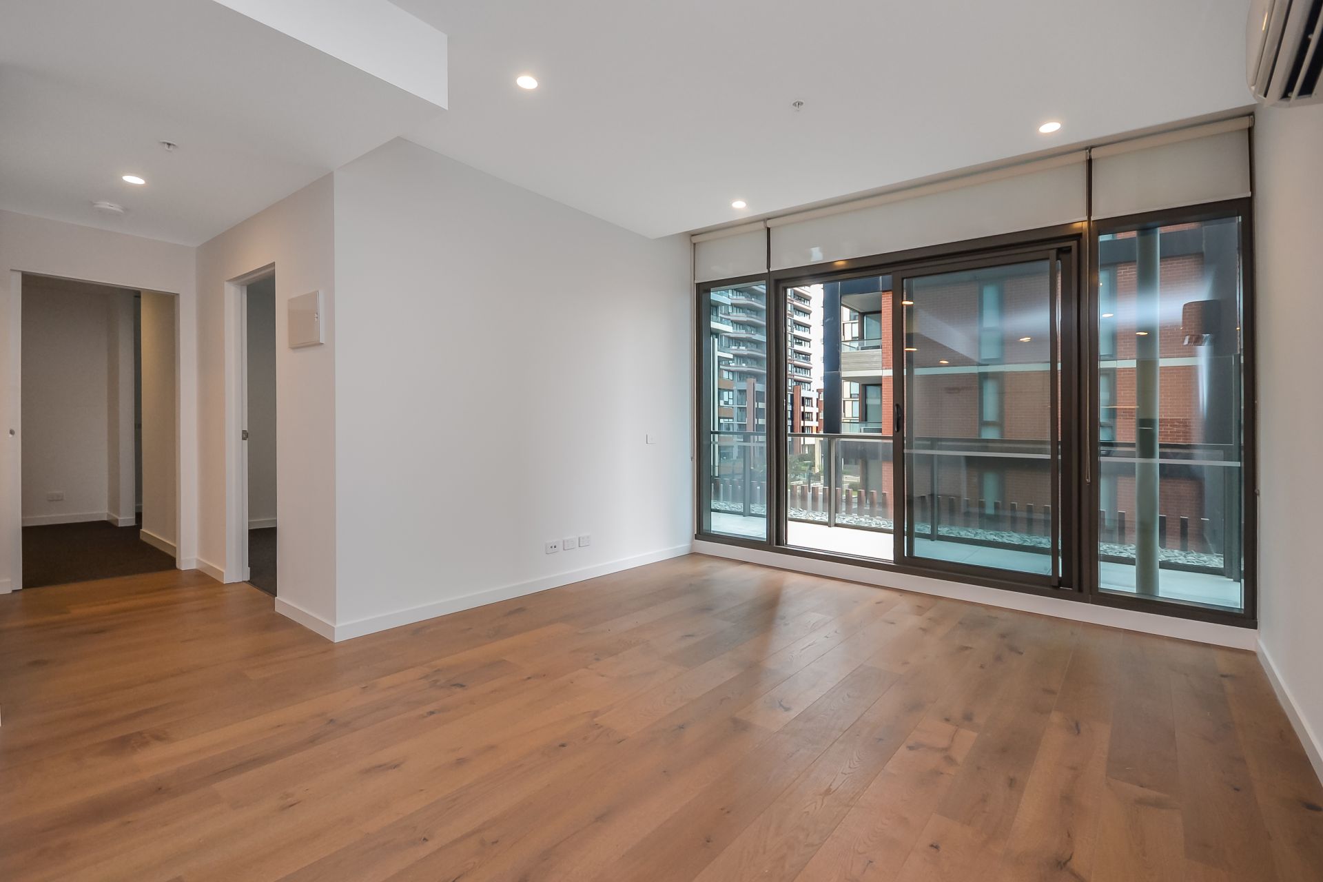PREMIUM APARTMENT LIVING