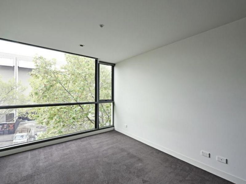 302/9 Eades Street, East Melbourne - Thumbnail 8