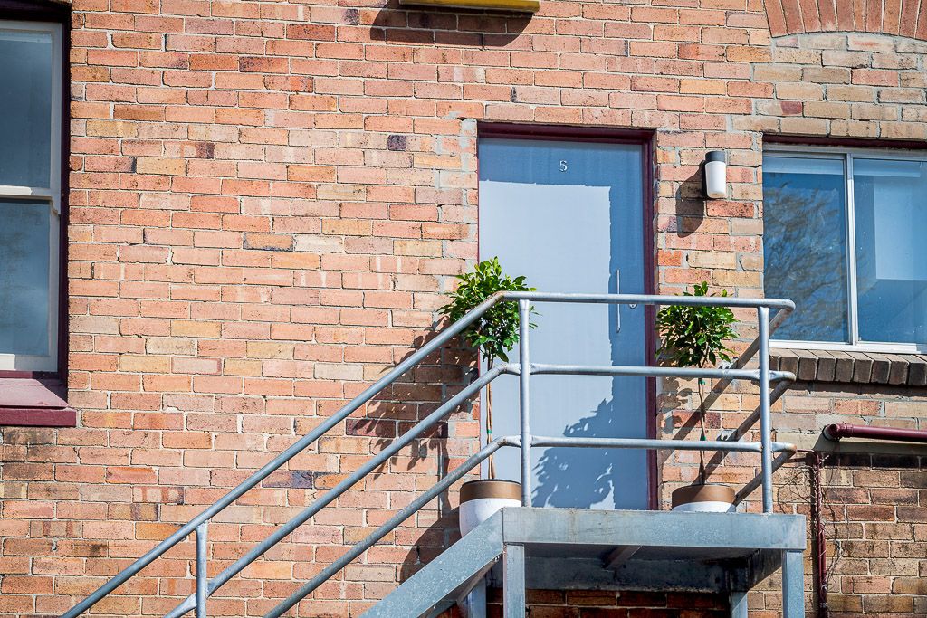 SOLD - Freshly Renovated Top Floor Boutique Apartment, Own Private Entrance