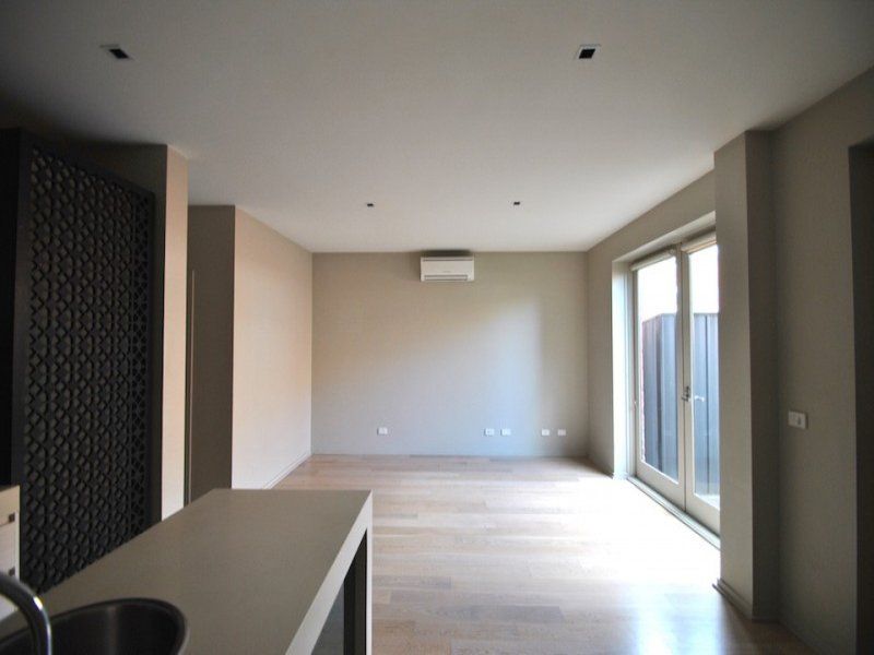 3/106 Addison Street, Elwood - Thumbnail 5