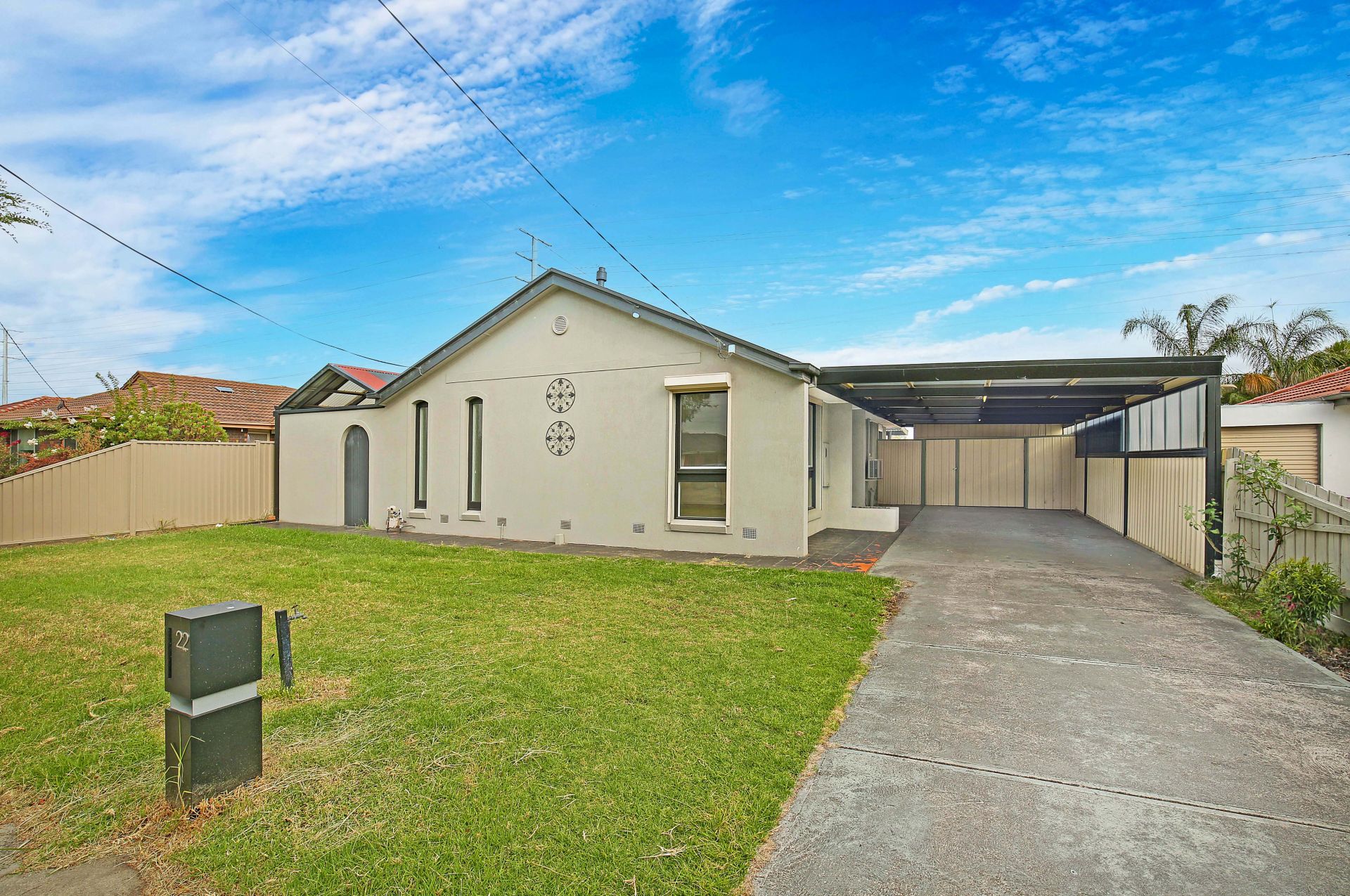 BEAUTIFUL FAMILY HOME IN LALOR