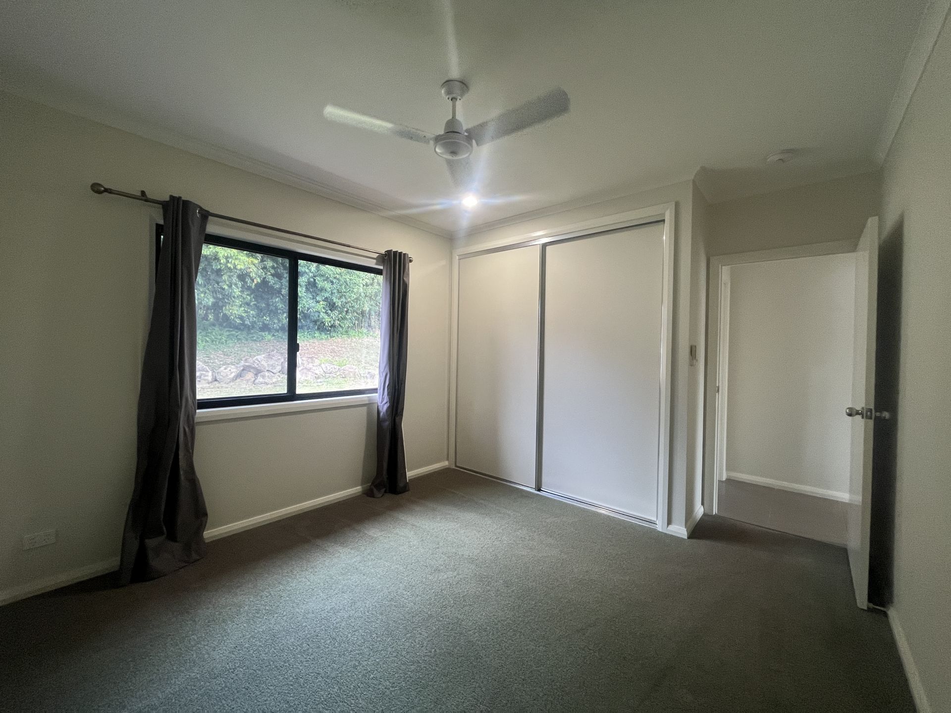 26 Abell Rd, Cannonvale Taylors Property Specialists