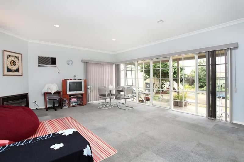 23 Sredna Street, West Footscray - Thumbnail 6