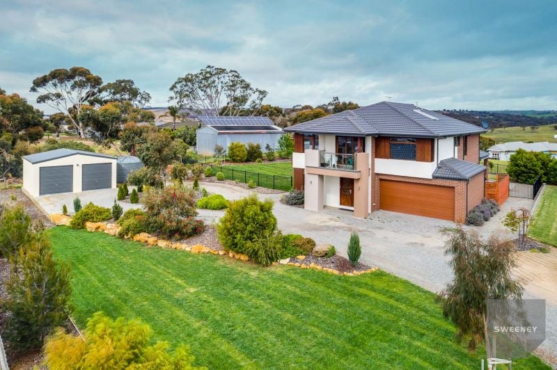 5 Chicory Drive, Bacchus Marsh - Thumbnail 2