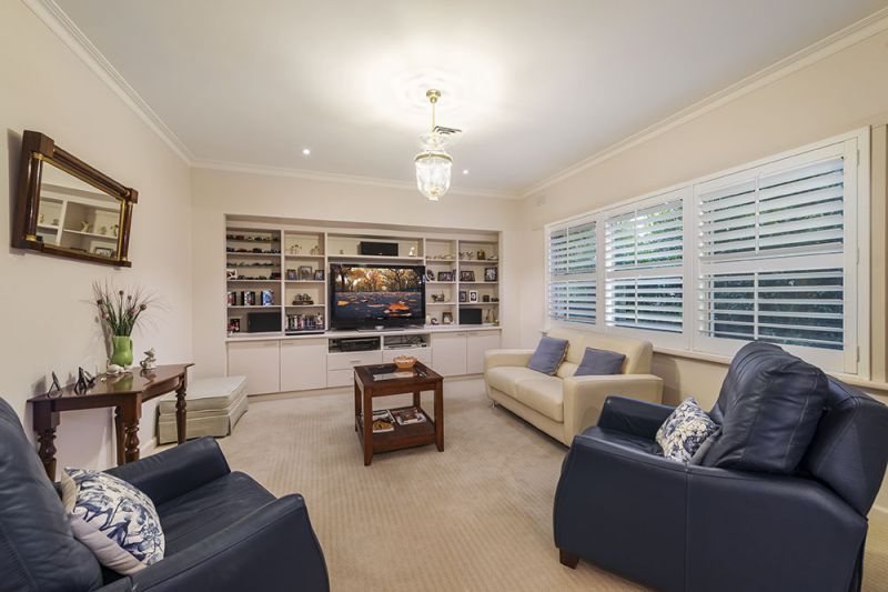8 Wellington Avenue, Blackburn - Thumbnail 3