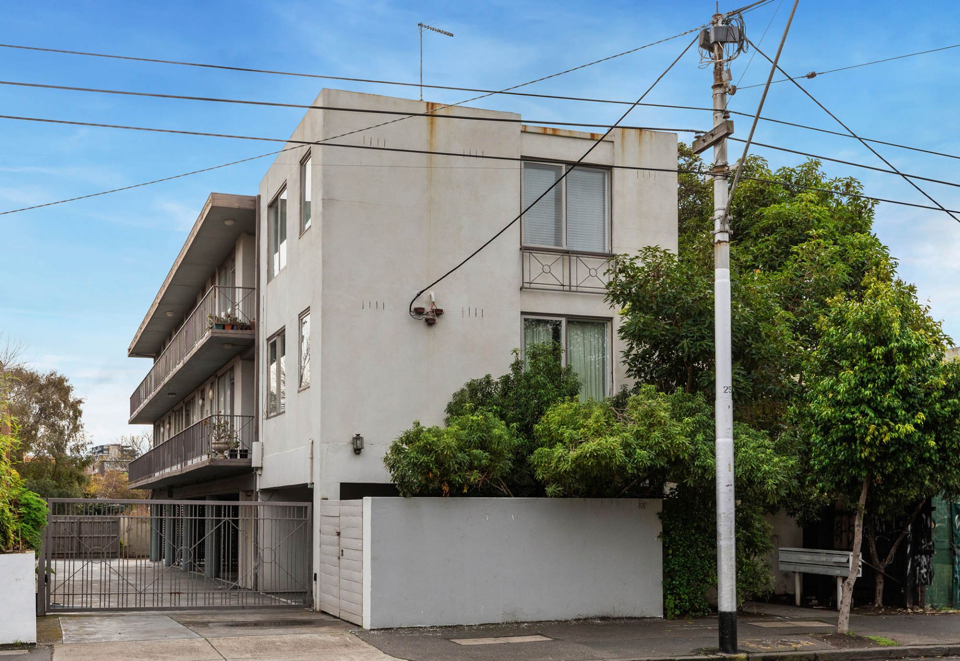 5/56 Carlisle Street, St Kilda - Thumbnail 2