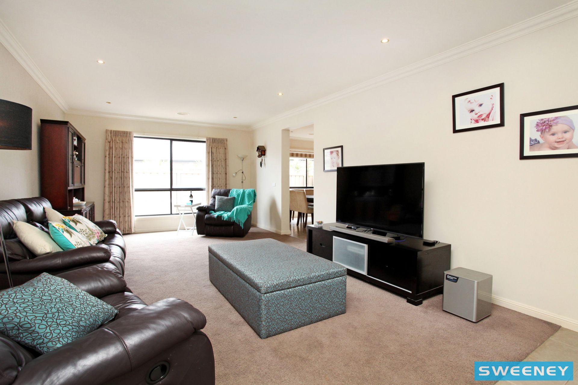 16 Oakview Parade, Caroline Springs - Thumbnail 7