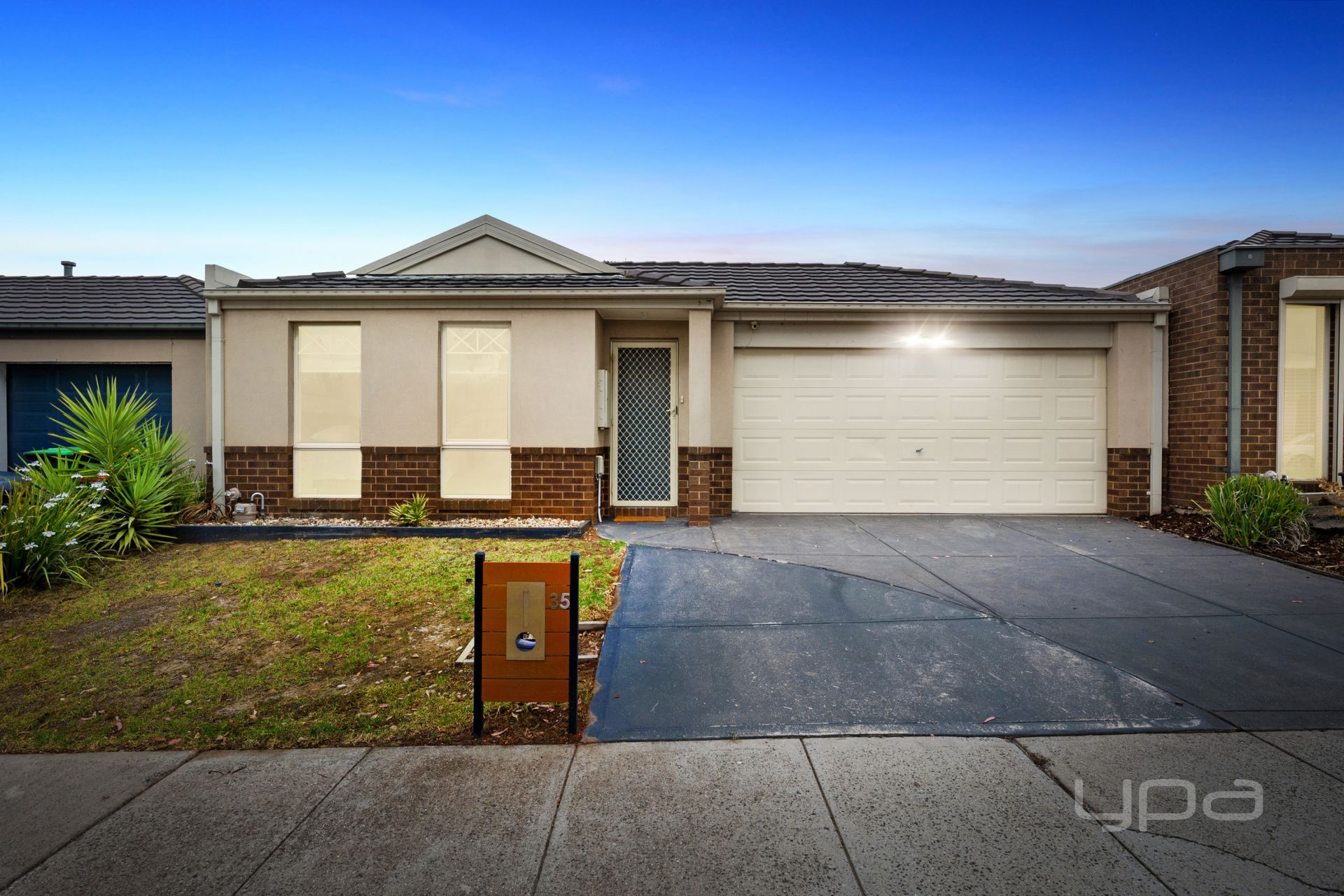 35 Tandara Circuit, Melton West YPA Estate Agents