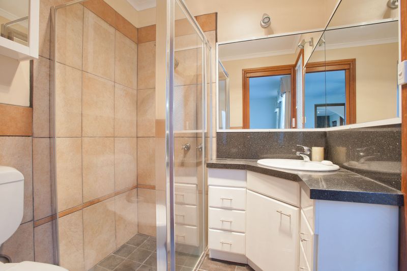 36 Cairns Drive, Bacchus Marsh - Thumbnail 8