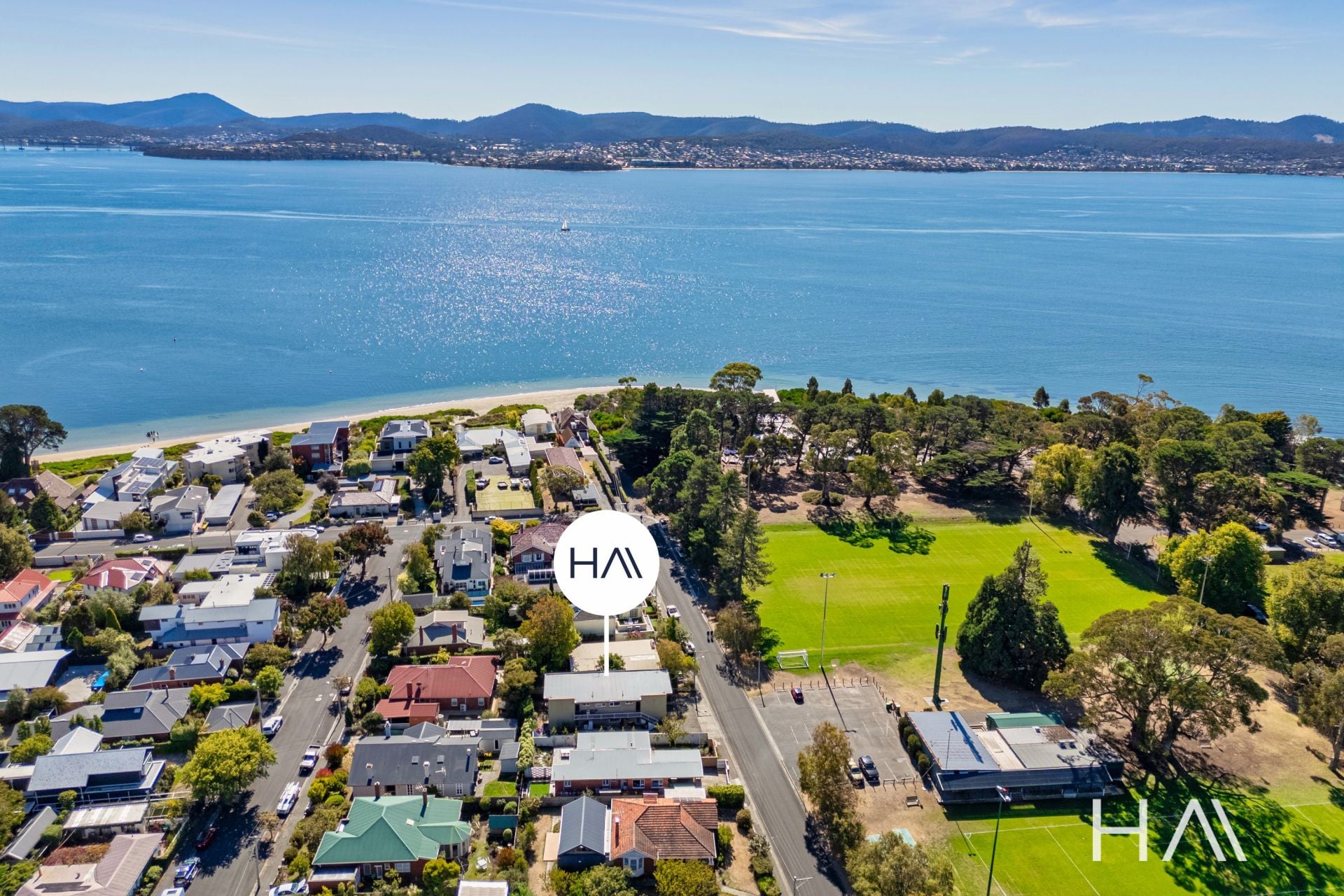 3/7a Sandown Avenue Sandy Bay, Sandy Bay - Thumbnail 2