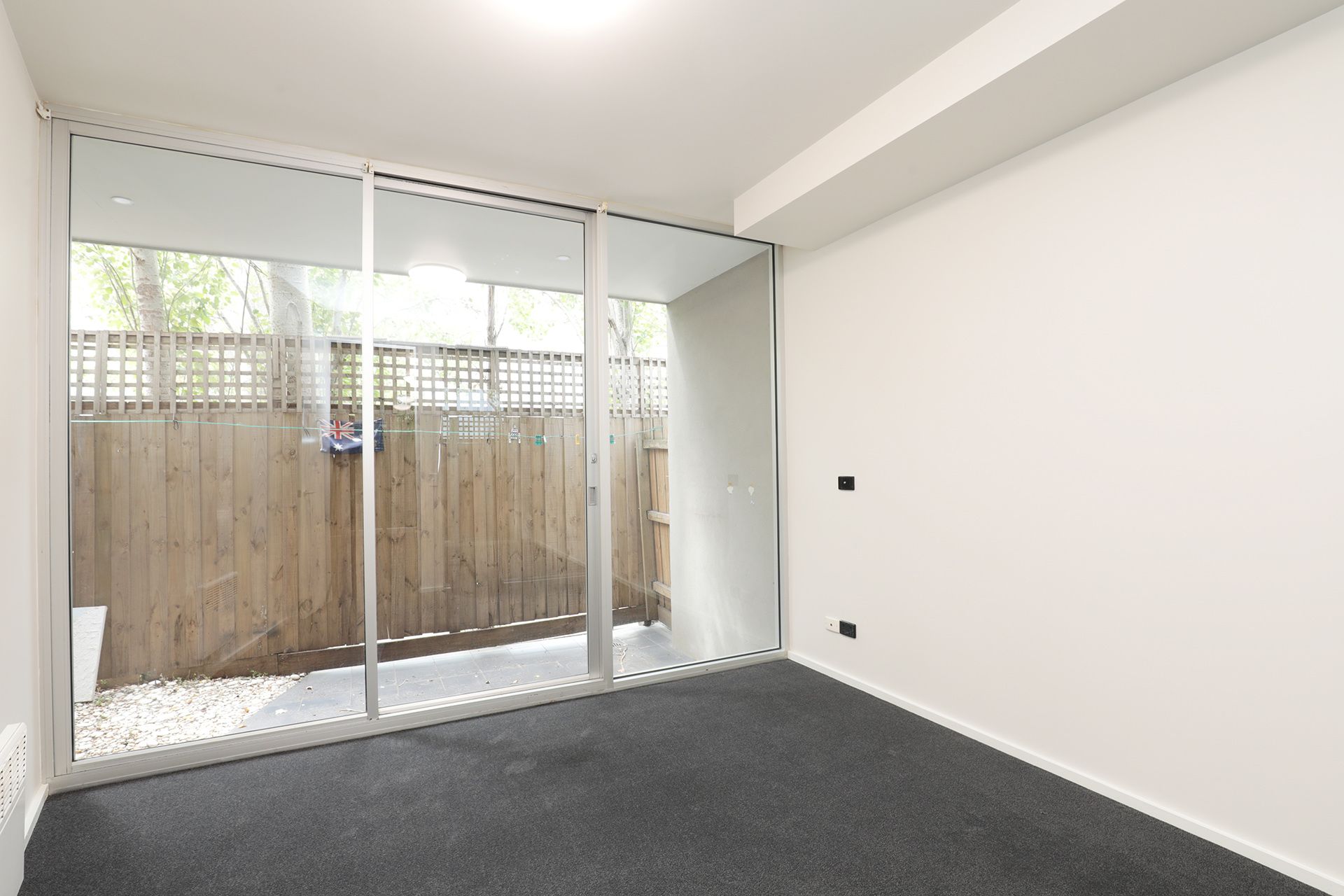 2/186 Barkly Street, St Kilda - Thumbnail 6
