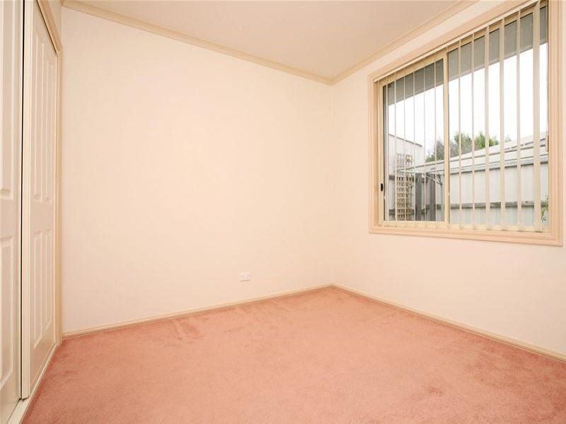 Elegant 2 Bedroom Unit, A Must See!