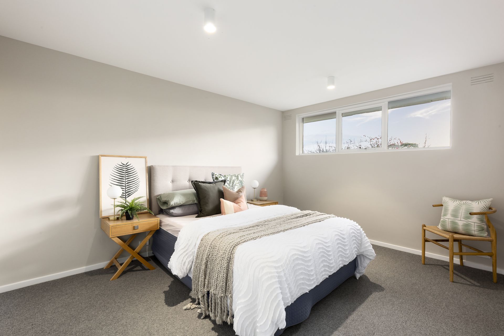 Executive Lifestyle in Quiet, Secure Block
