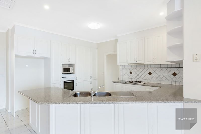 6 Joan Court, Bacchus Marsh - Thumbnail 2