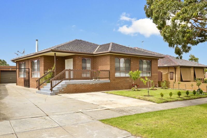 8 Derby Drive, Epping
