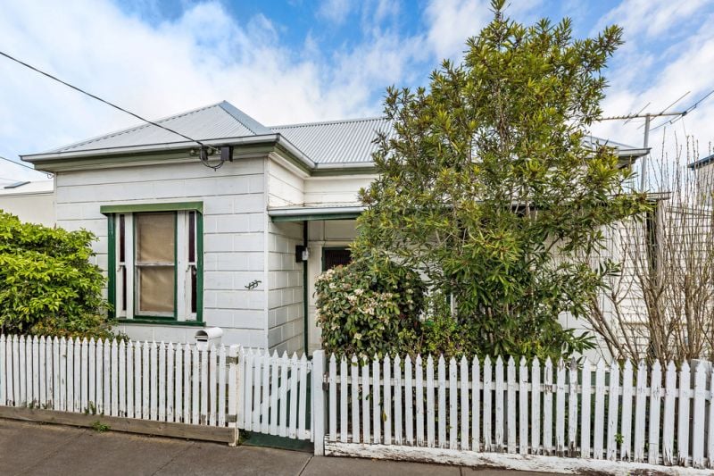 133 Paisley Street, Footscray - Thumbnail 2