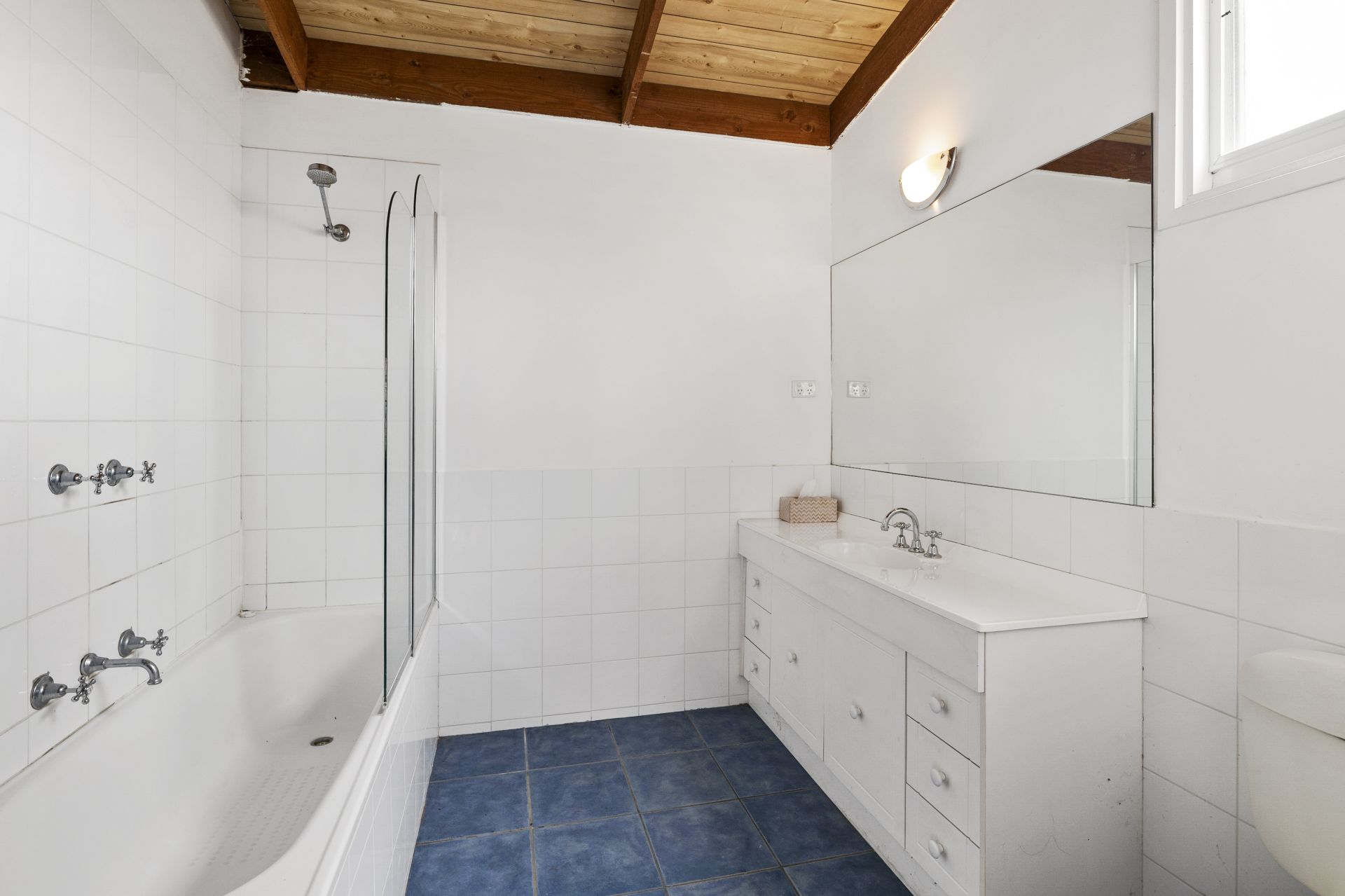 15 Antares Court, Torquay - Thumbnail 6