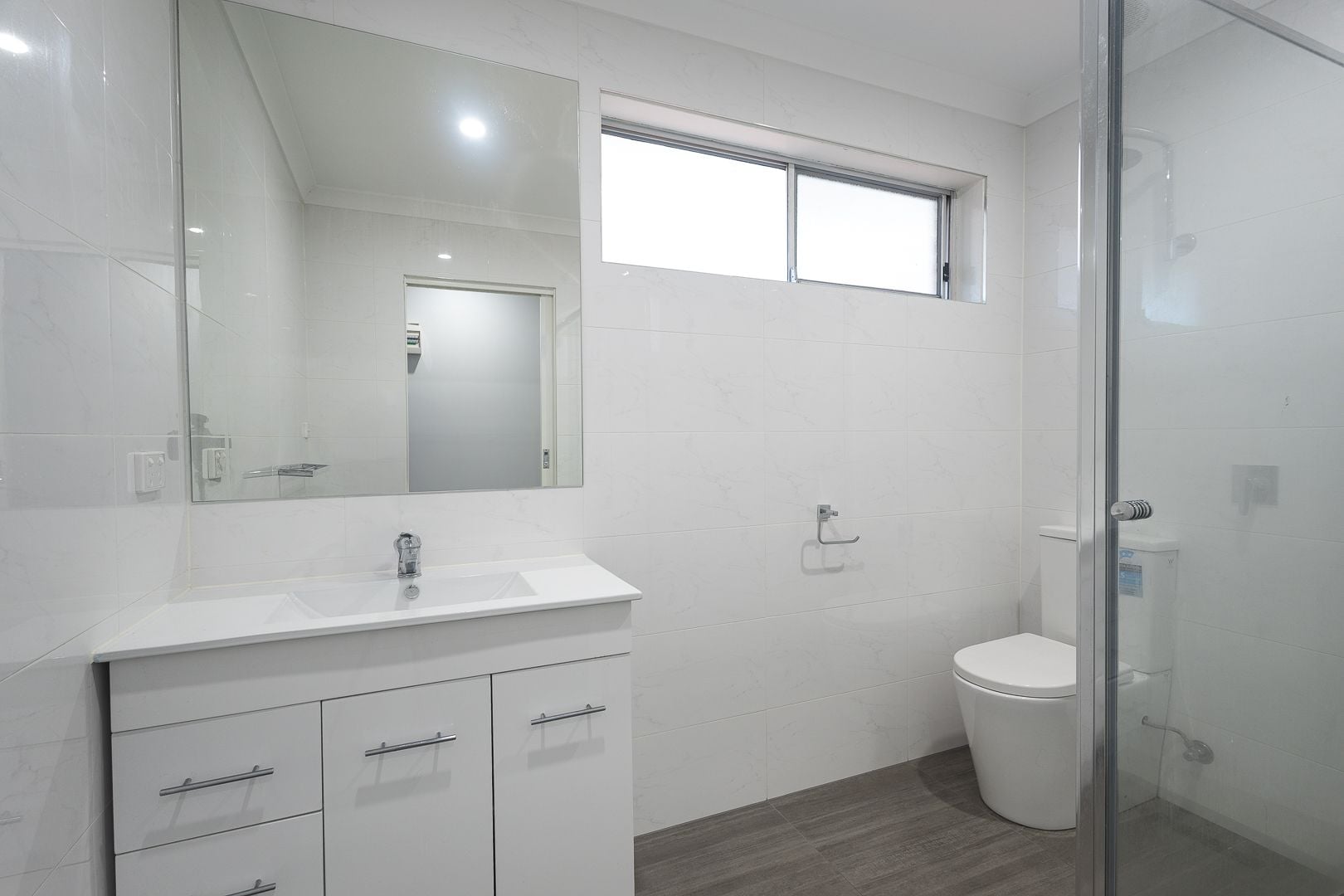 FULLY RENOVATED 2BR UNIT