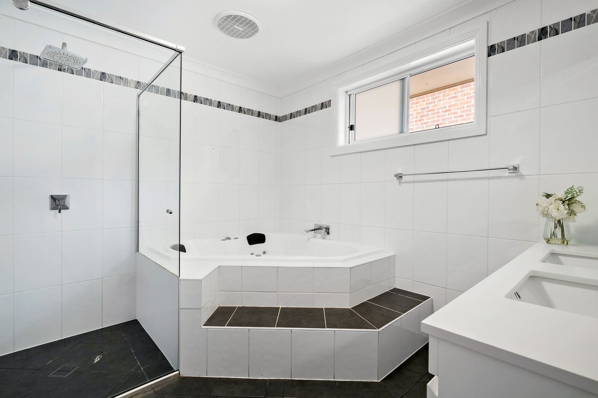 Real Estate For Sale 6 Post Office Road Ebenezer , NSW