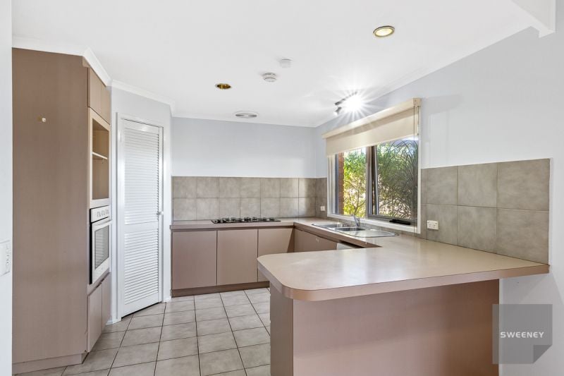 8 Swans Road, Darley - Thumbnail 5