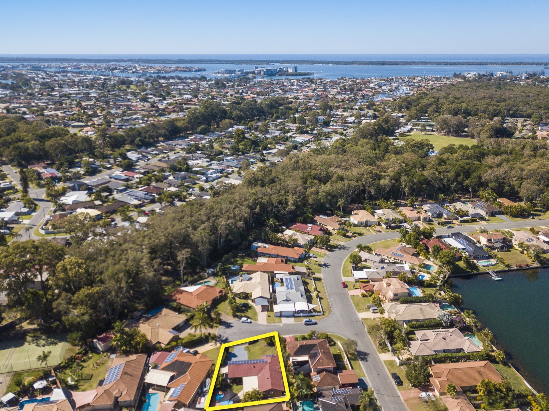4 Torrens Court, Coombabah - Image 1