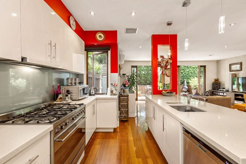 12 Salisbury Street, Yarraville - Thumbnail 2
