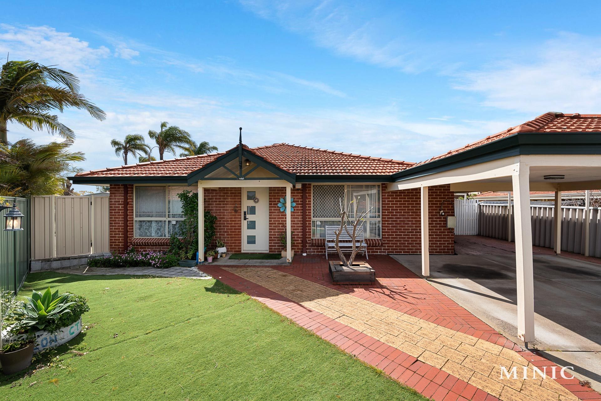 Real Estate For Sale 30 Ambergate Close Canning Vale , WA