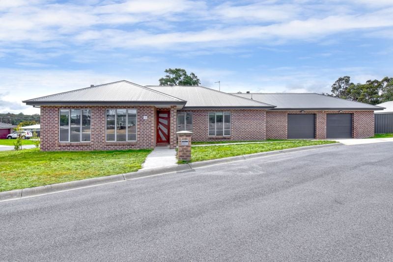 7 Hains Close Beaufort VIC, Beaufort - Thumbnail 3