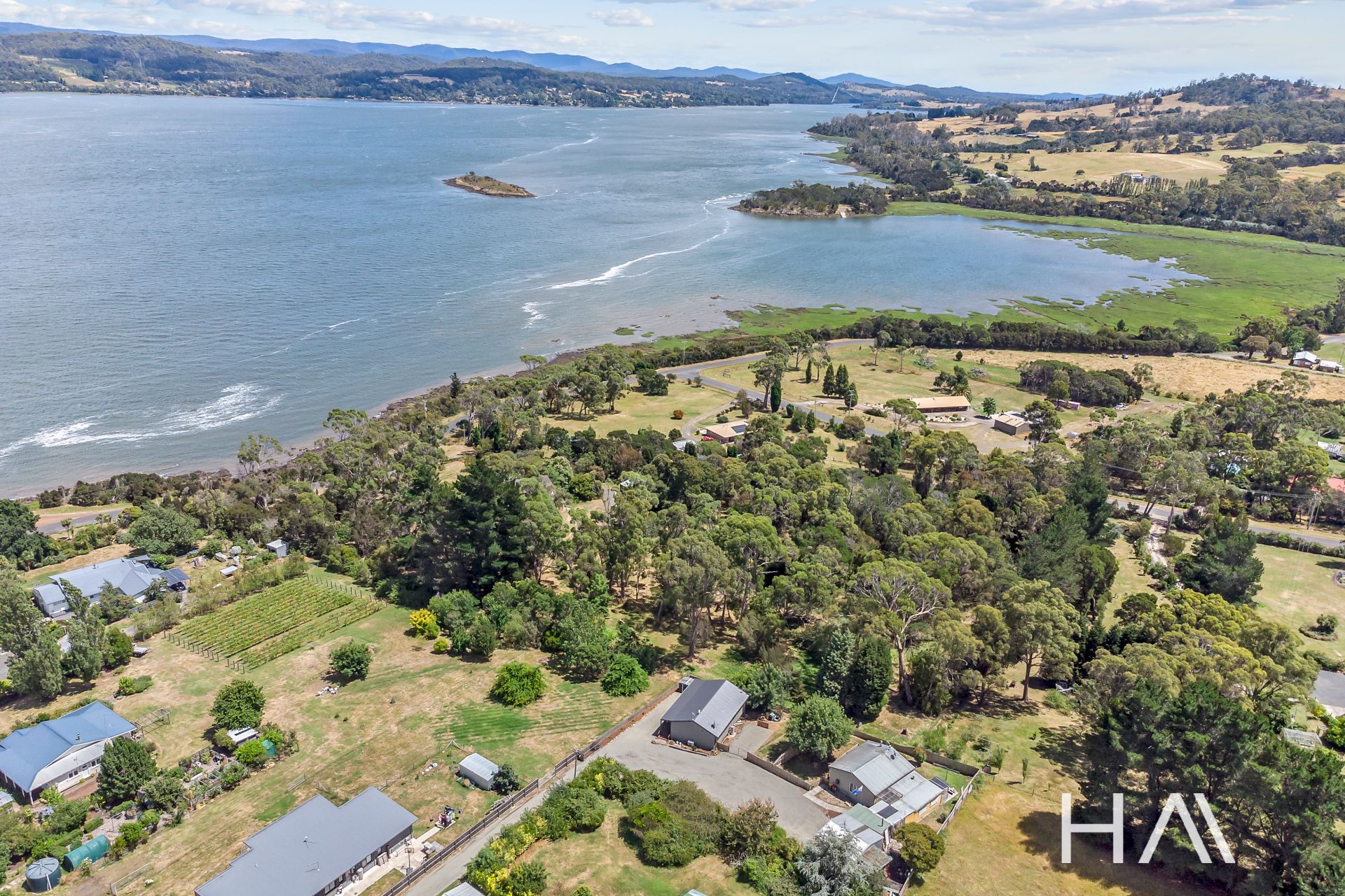 11 Post Office Road, Hillwood Harrison Agents